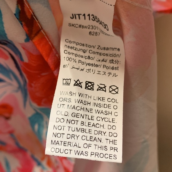 SHEIN Top - Picture 8 of 10